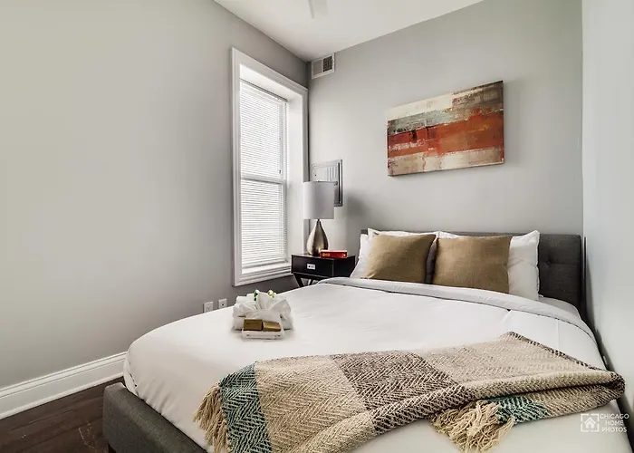 Sonder — Clark Street 3*